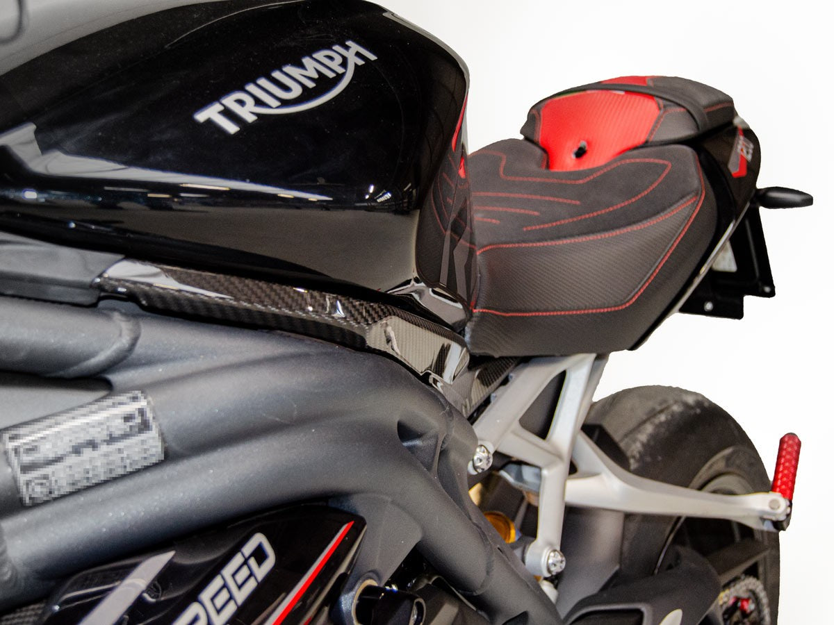 CRB67L Triumph St Glossy Carbon Tank Infills