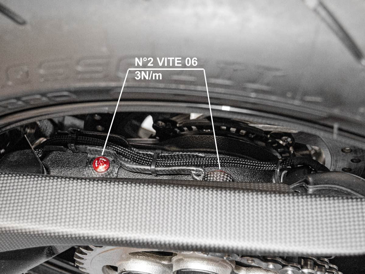 KVT42 Rear Fender Screw Kit