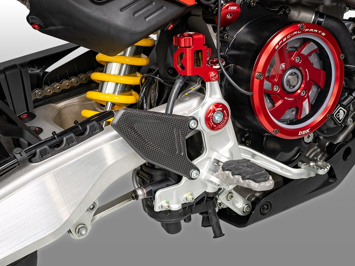 CRB169O HM 698 Mono Matt Carbon Heel Guards