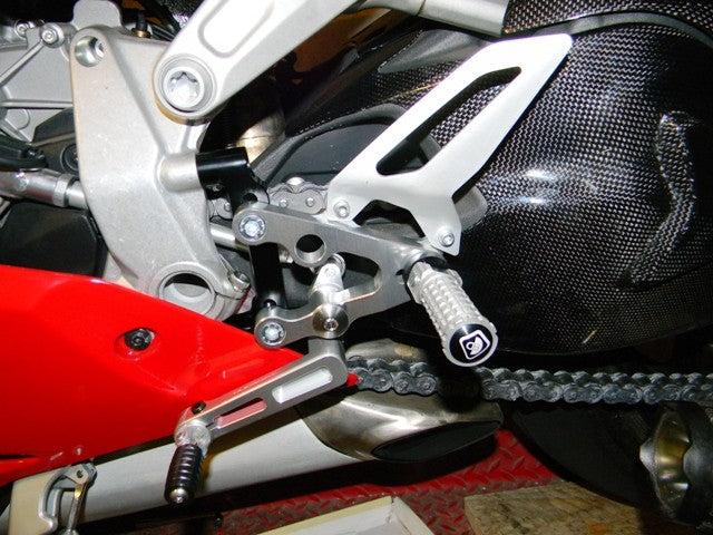 PR119902 Adjustable Rearset 8991199 Panigale