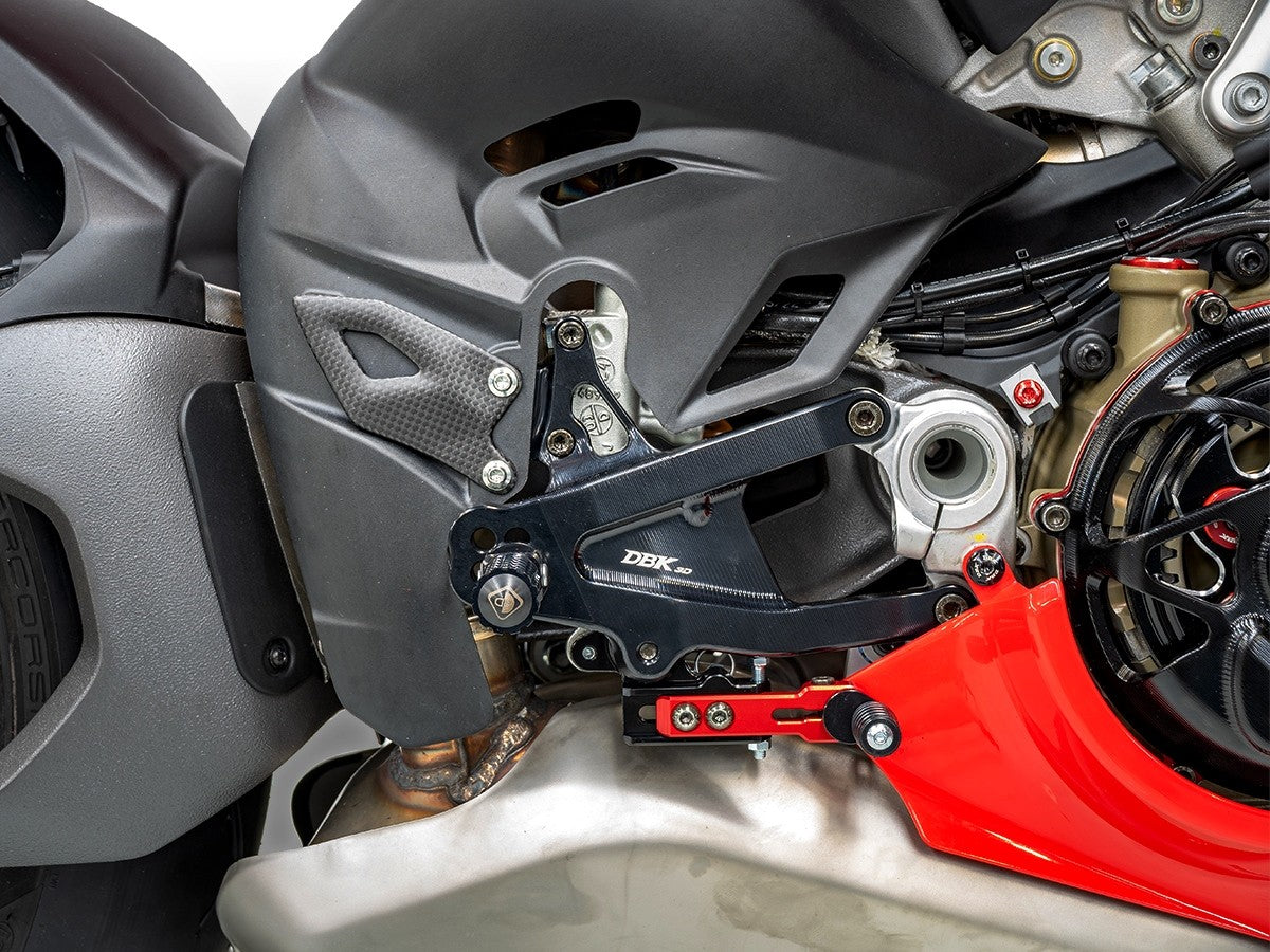 CRB216O Panigale V4 2025 Matt Carbon Heel Guards