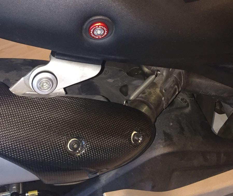 RVS01 Seat Bolts
