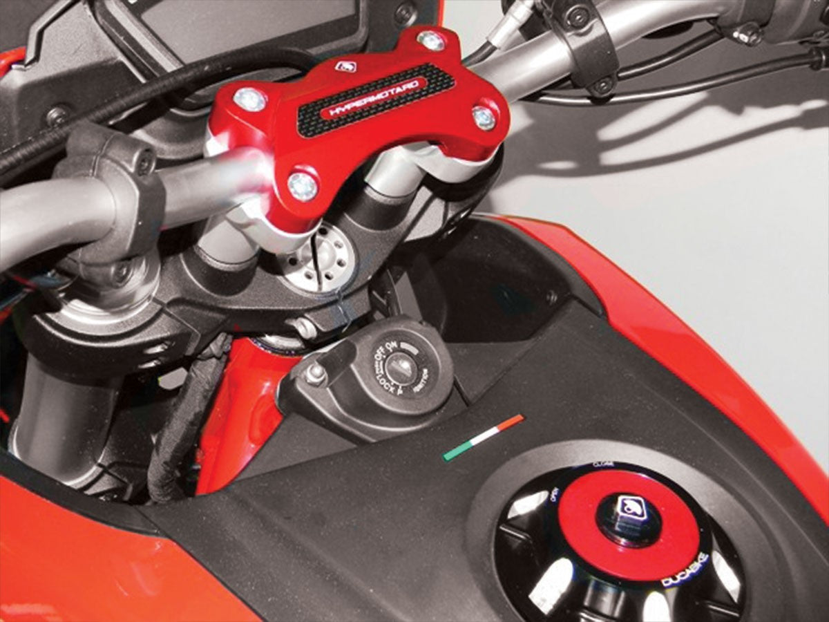 Bm02 Handlebar Clamp Hyp 821