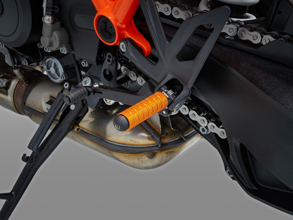 KAPM21D KTM Pilot Footpegs Support Kit