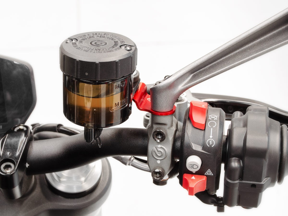 STA04 Brake Fluid Reservoir Support