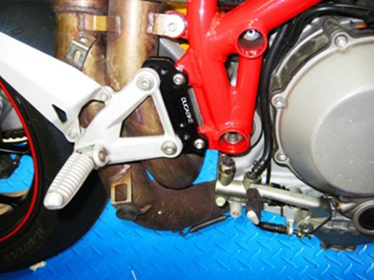 PAP01D Adjustable Rear Sets Supports 848 / 1098 / 1198