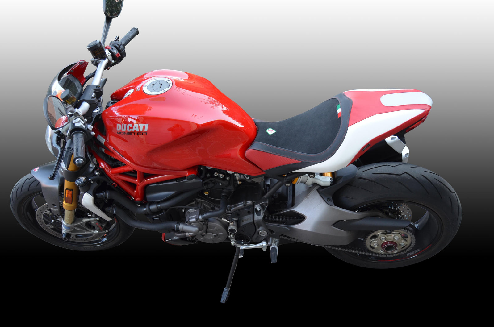 Csm1202 M1200 My17 Seat Cover