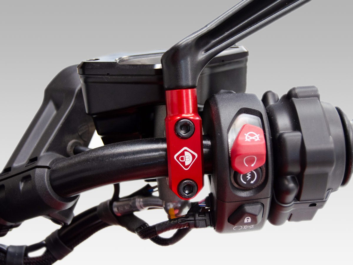 CVS02 Brembo Master Cylinder Clamp Thread M8 Left