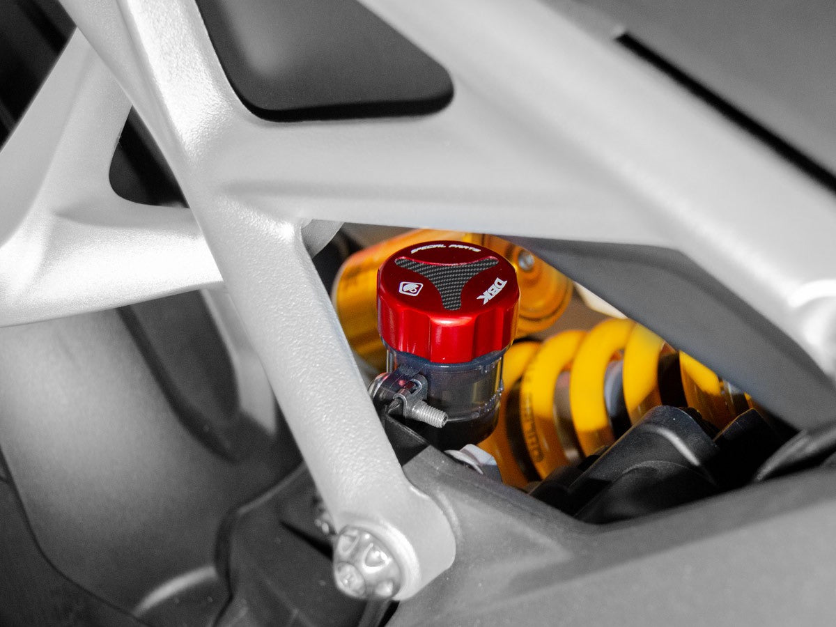 TLS14 Rear Fluid Reservoir Cap