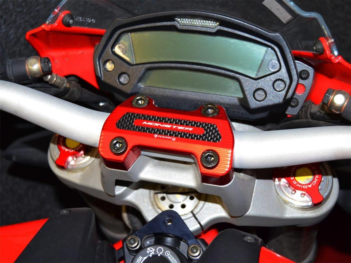 BM07 Handlebar Clamp M796 / 1100 / 1100 Evo