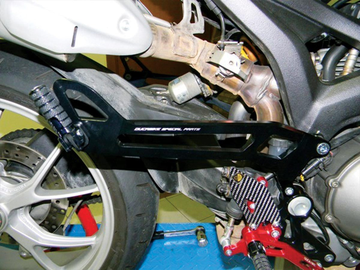 PPNM01DD Passenger Footpeg Kit