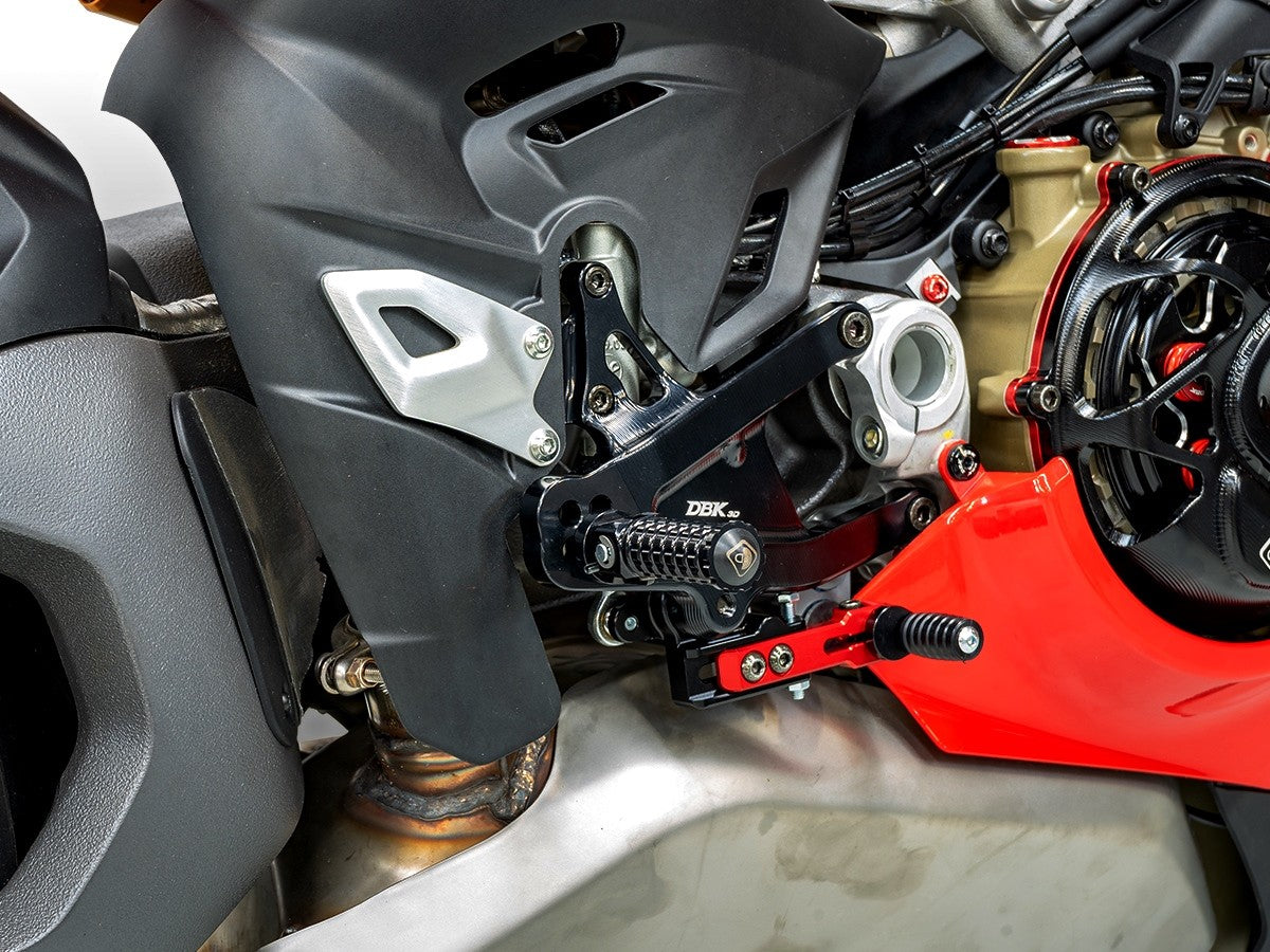 PRV402 – Panigale V4 MY25 Adjustable SBK Rearsets