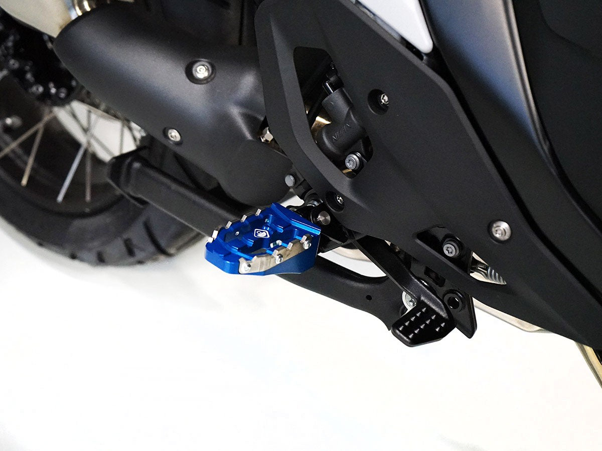 KPDM11 BMW R1300GS Off-Road Pilot Footpegs Kit