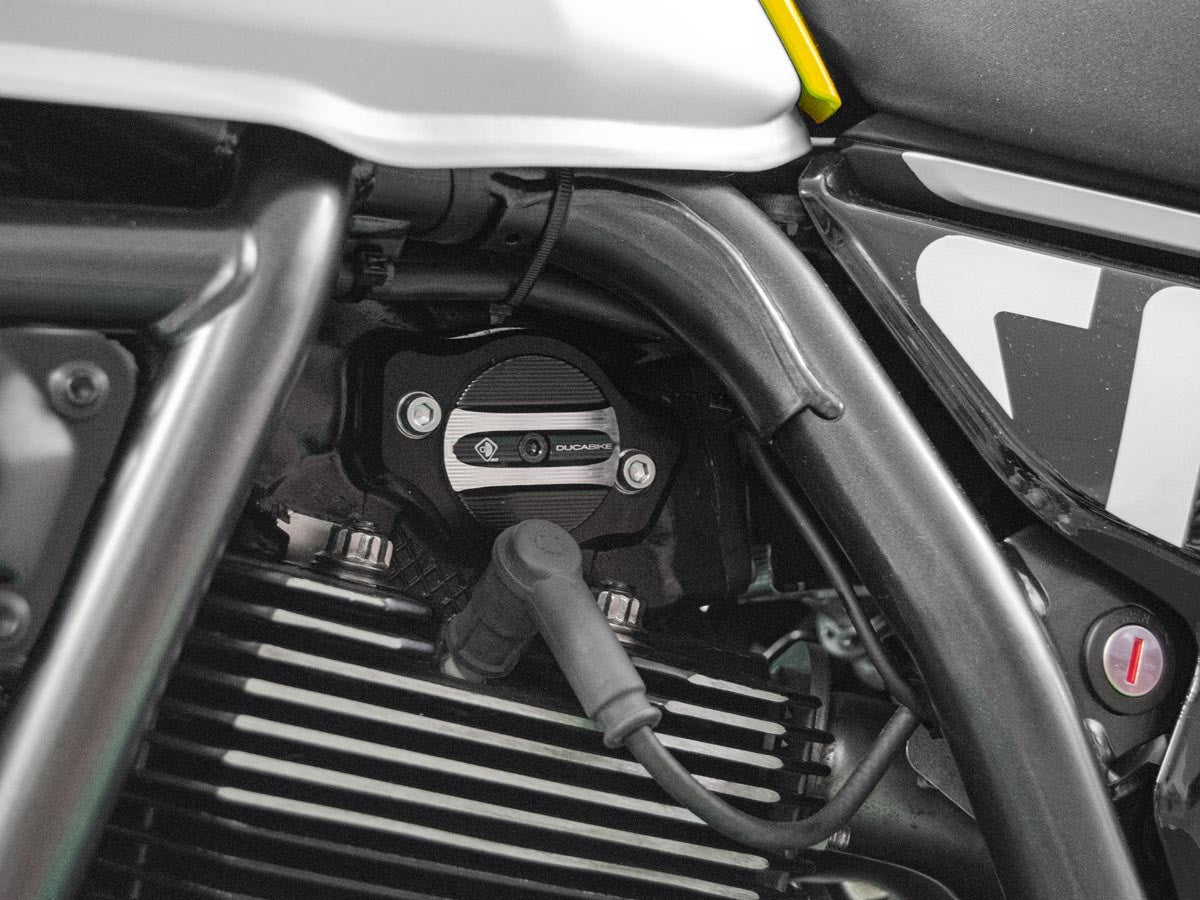 CAC01 Cam Shaft Cover