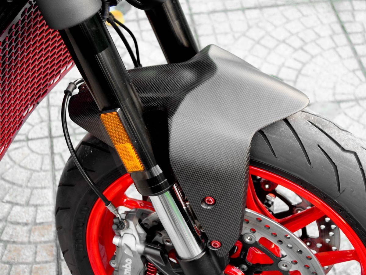CRB21O Carbon Front Fender