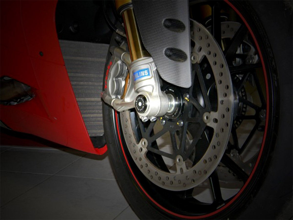TRD01 Right Front Wheel Cap