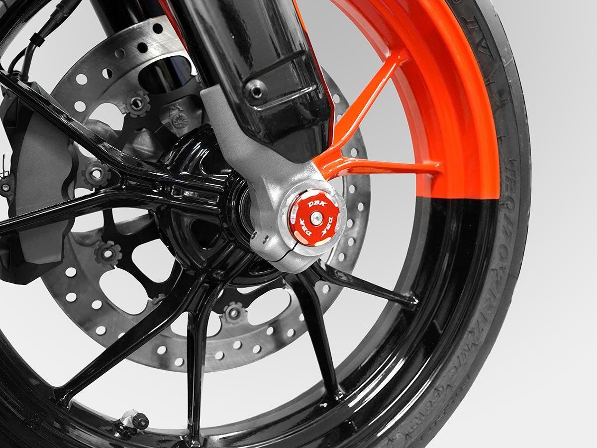 TRD02 Right Front Wheel Cap Bicolor