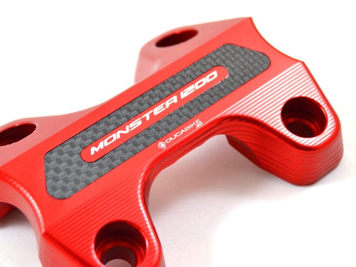 BM04 Handlebar Clamp M1200