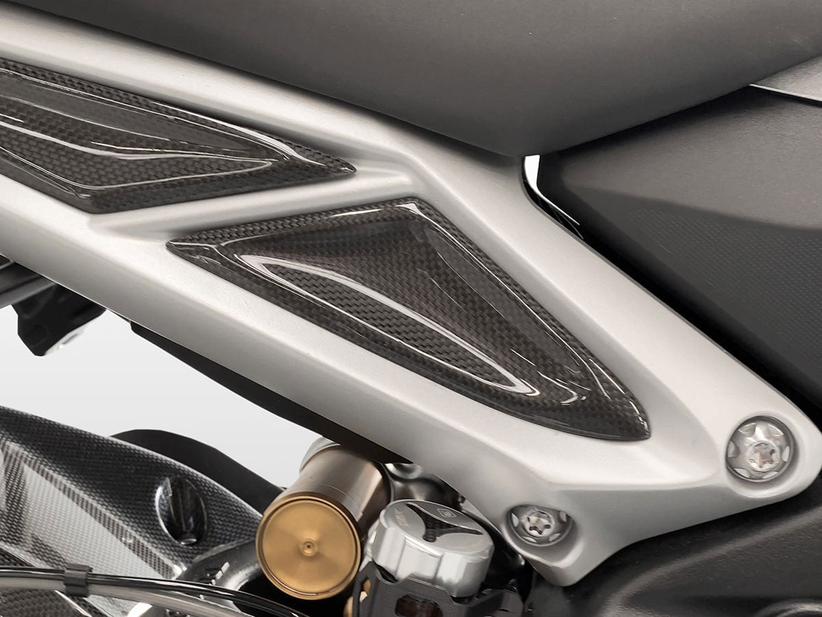CRB91L Triumph Street Triple Glossy Carbon Side Covers