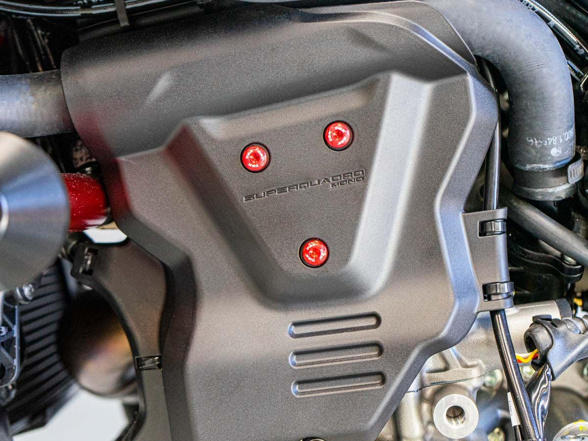 KVT82 HM 698 Left Engine Cover