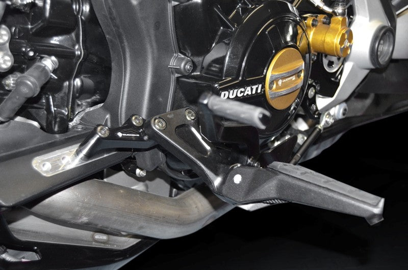 PAP03D Backwards Kit Rearset Xdiavel