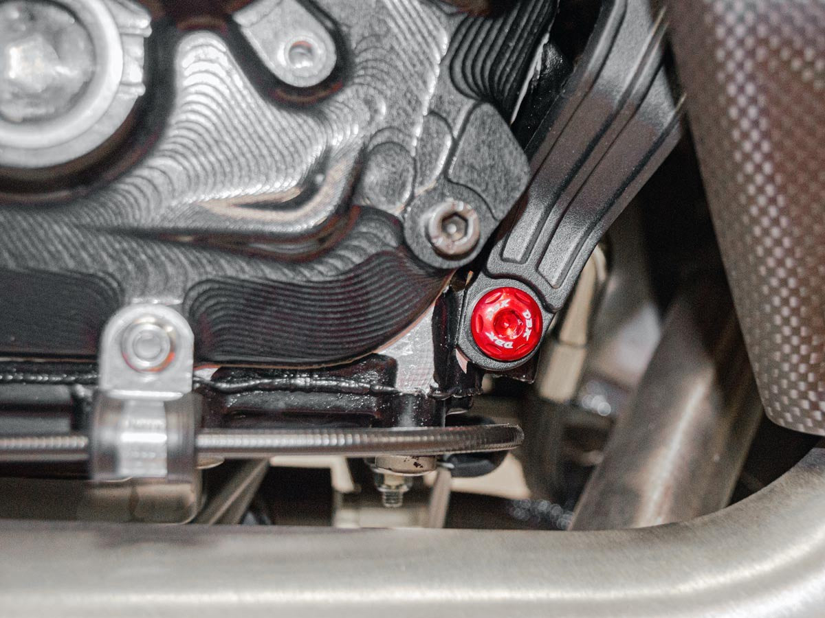 KVT51 Diavel V4 Right Fairing Support Screw