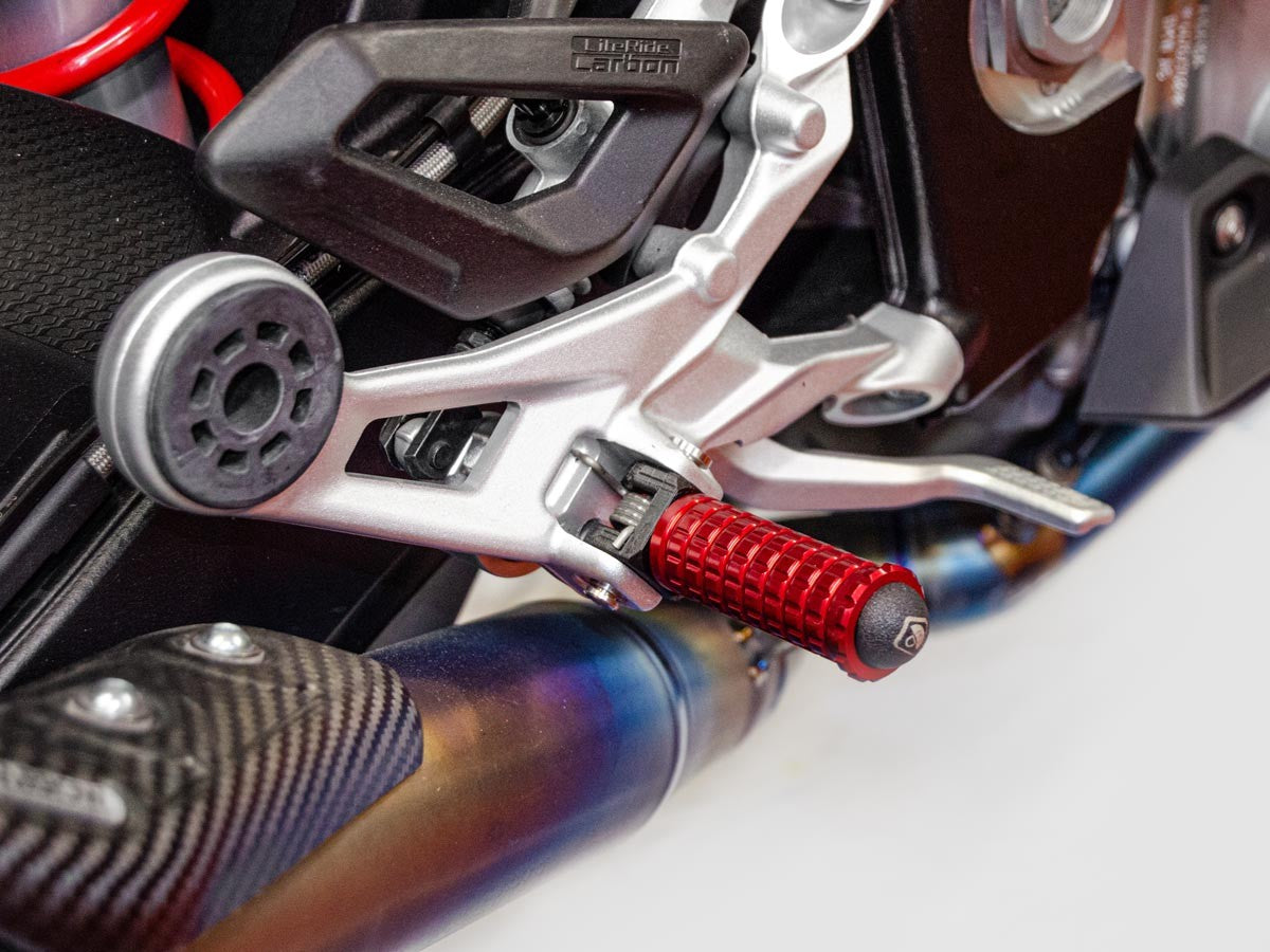 KAPM03D Pilot Pegs Support