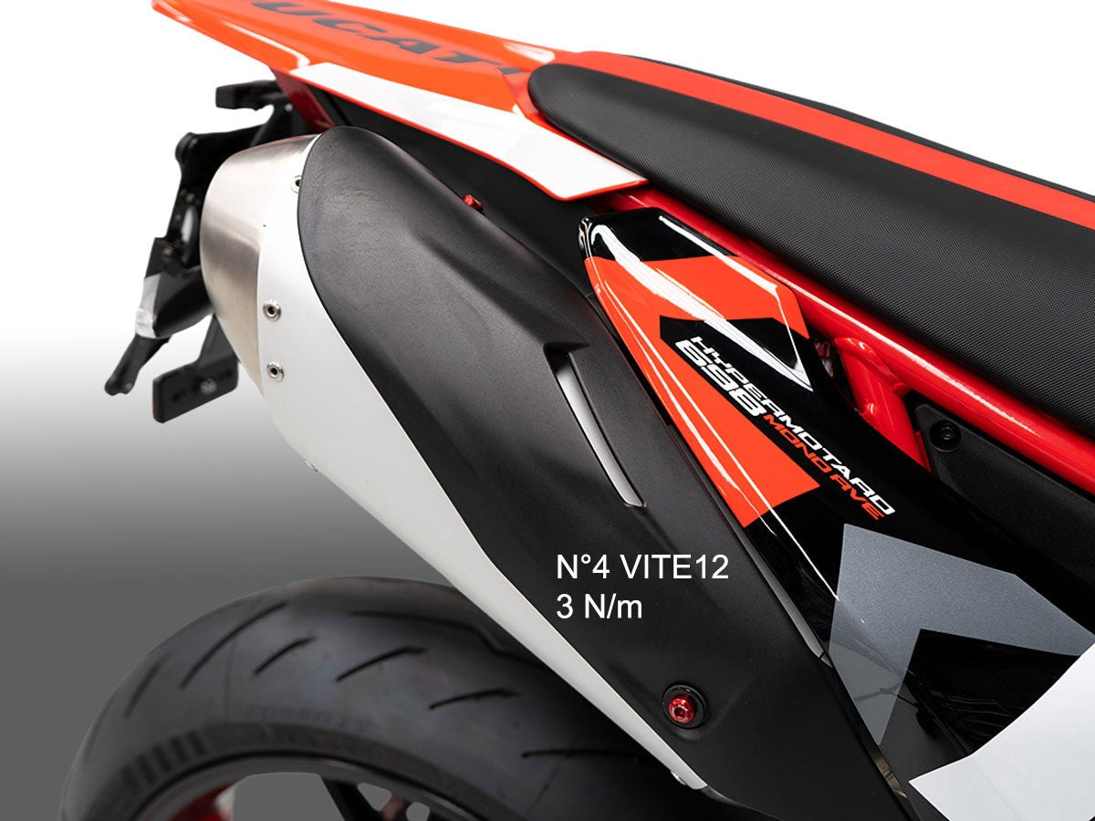 KVT78 - HM 698 UPPER EXHAUST COVER SCREW KIT