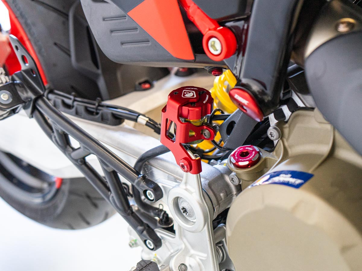 PSFP04 HM 698 Rear Brake Reservoir Protection