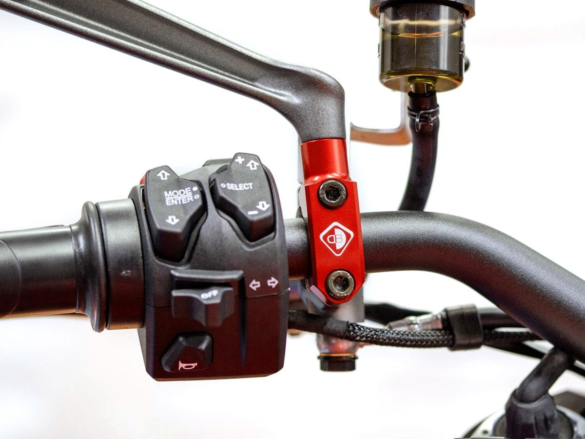 CVS04 Brembo Master Cylinder Clamp Thread M10 Left