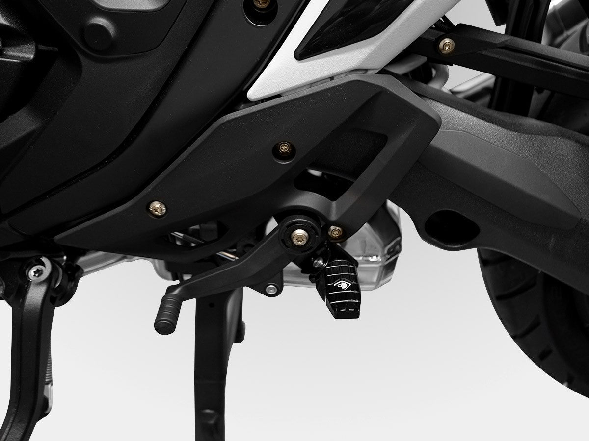 KPDM07 BMW R1300GS Sport Adjustable Pilot Footpegs Kit