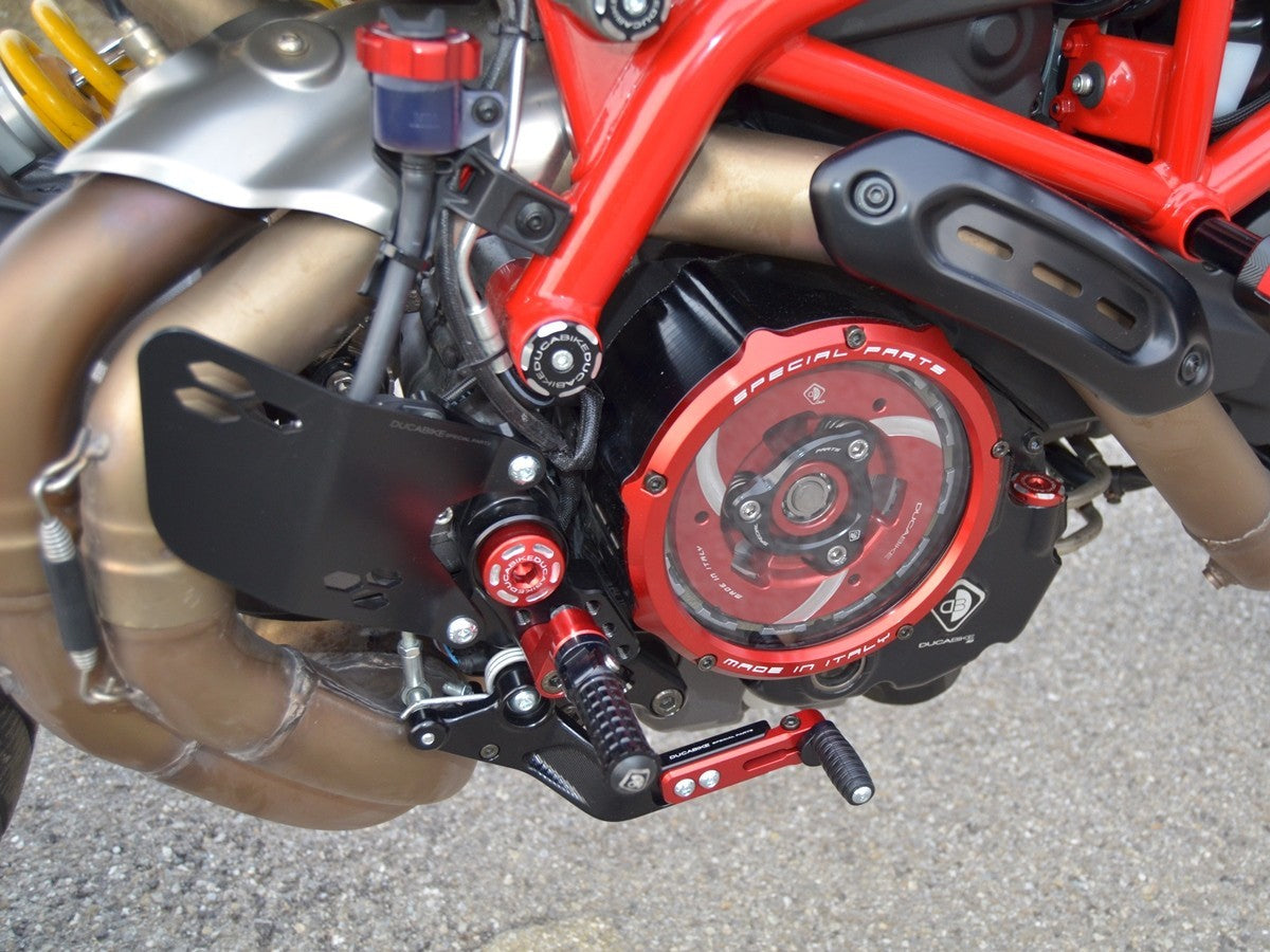 TTF04 KIT CENTRAL FRAME CAPS (Swing Arm)