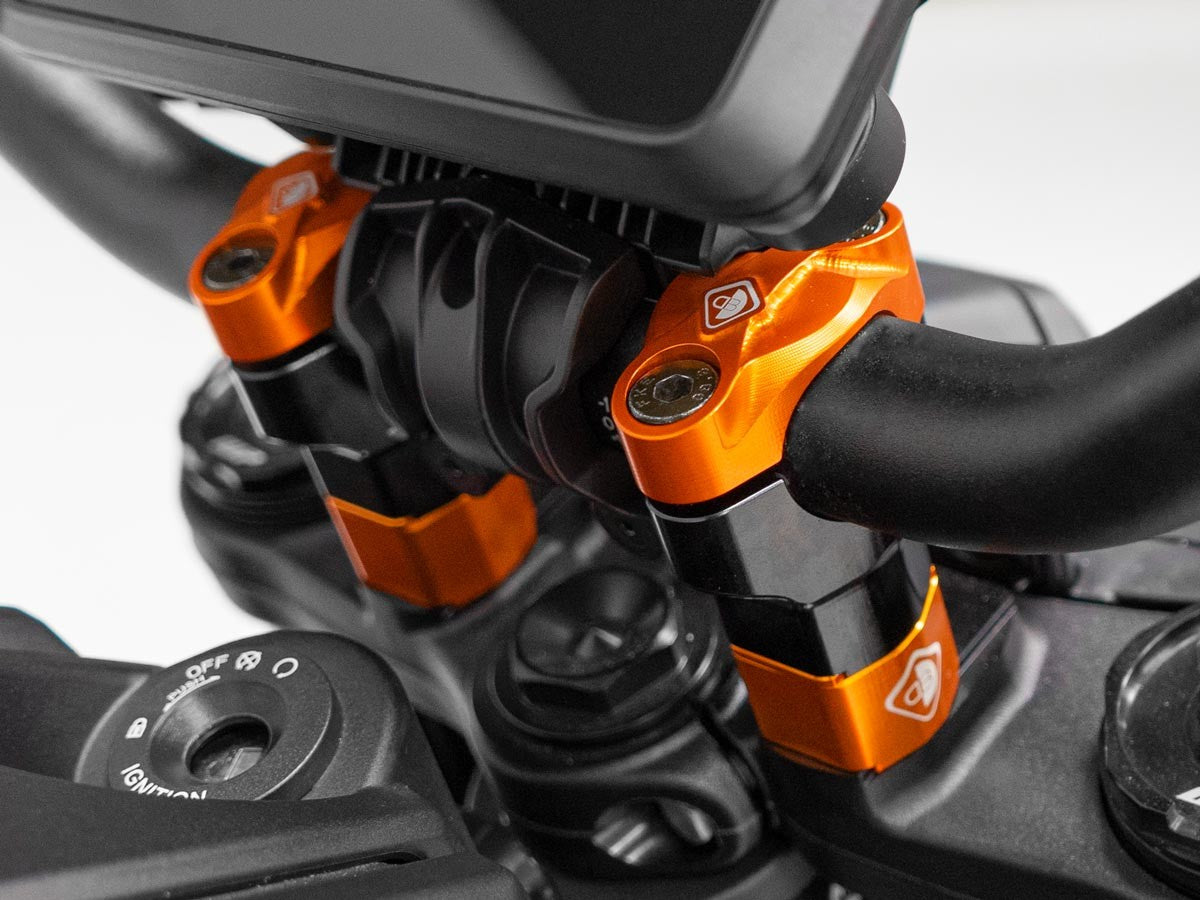 BM21 KTM Handlebar Clamps