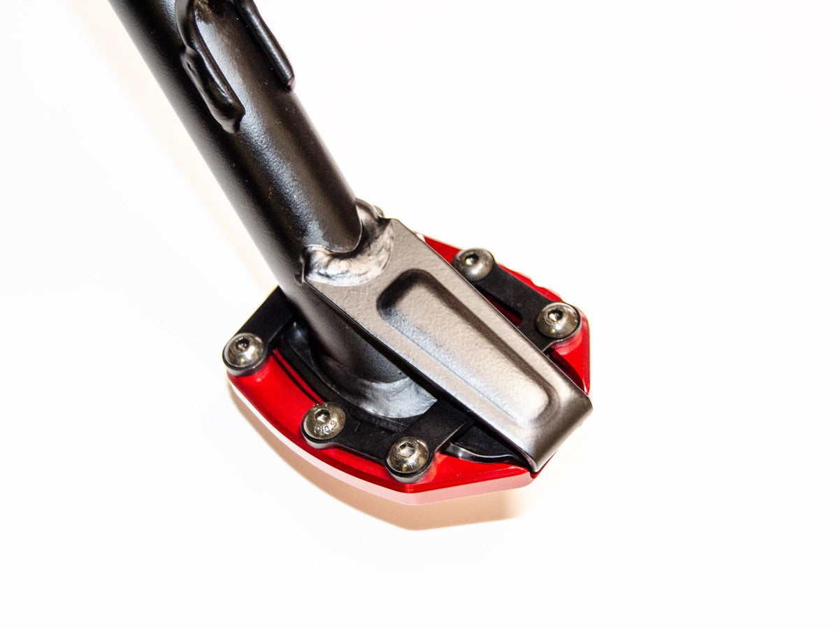 BAC06 Diavel V4 Kickstand Pad