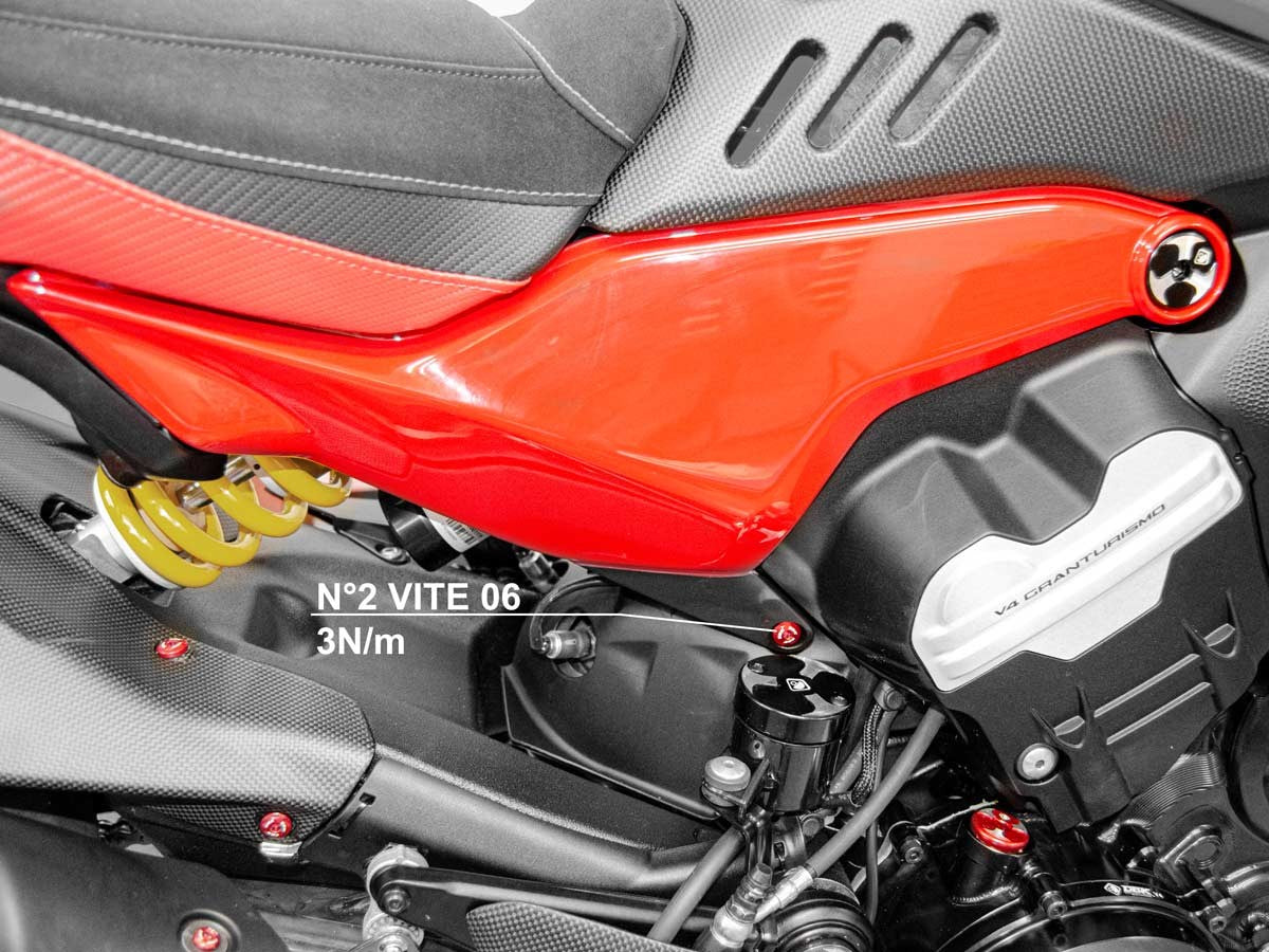 KVT47 Diavel V4 Side Covers Screw Kit
