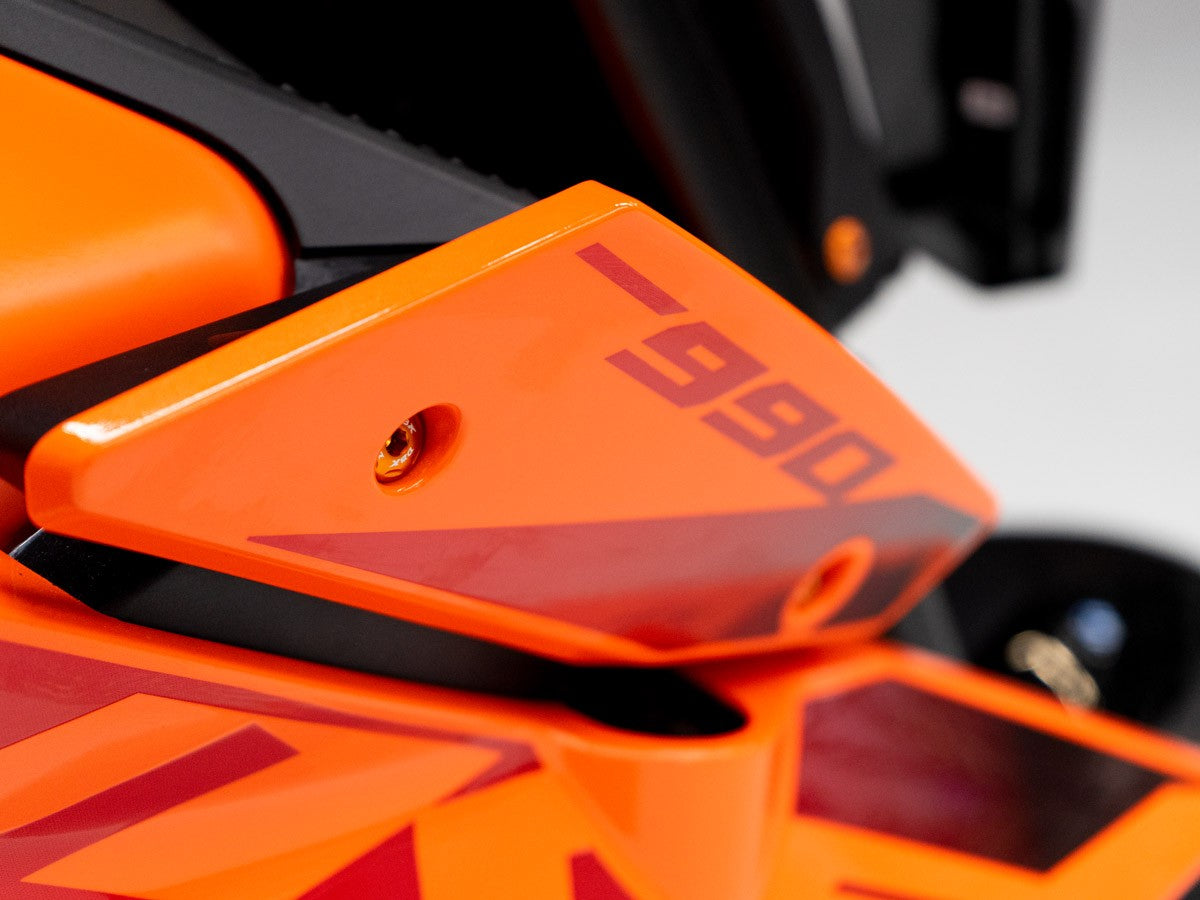 KTM 990 Duke Front Side Panels Screws Kit
