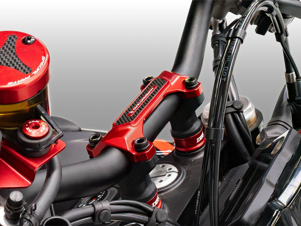 BM22 Hypermotard 698 Mono Handlebar Clamp