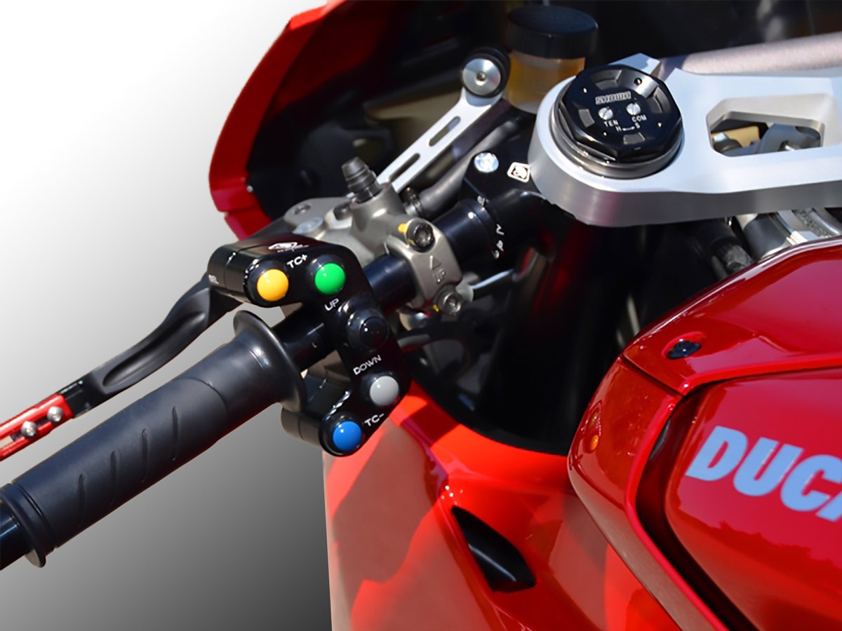 CPPI08 - V4 7 BUTTON HANDLEBAR RACE SWITCHED