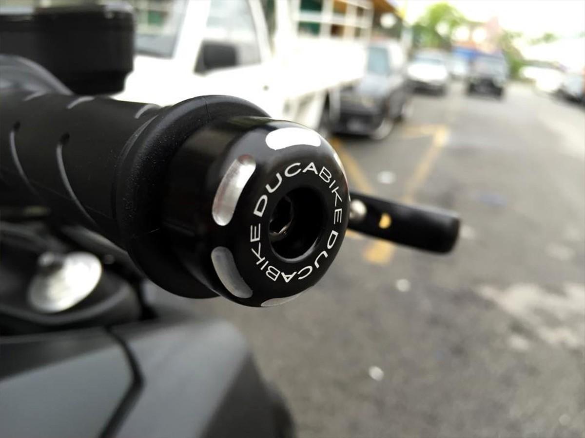 CM0114 - HANDLEBAR WEIGHT INSIDE DIAMETER FROM 14 TO 15 mm