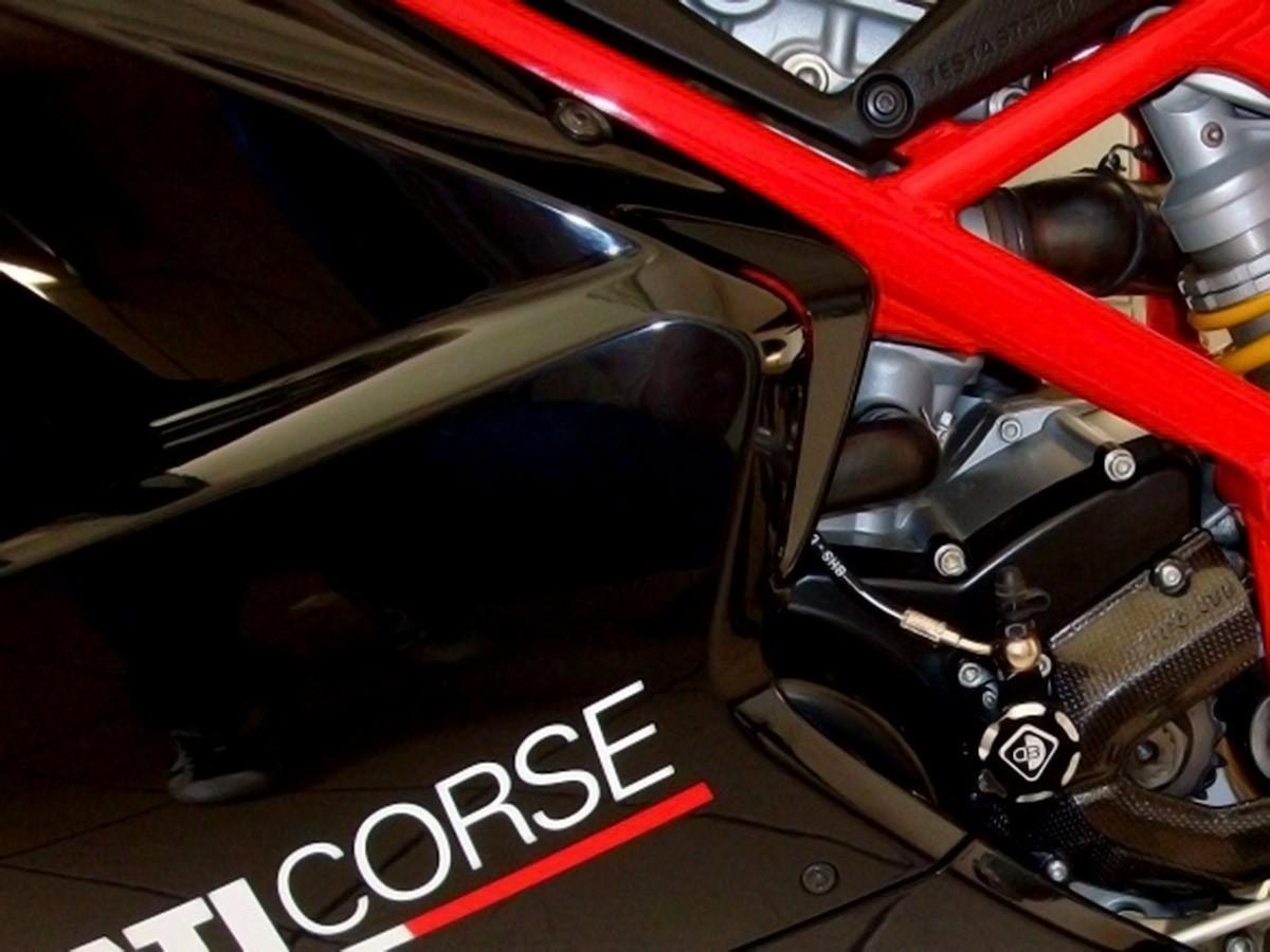 AF01 - CLUTCH SLAVE CYLINDER