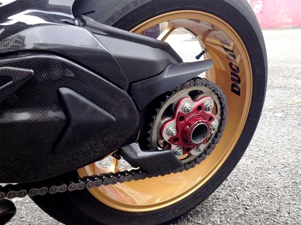 PC6F01 - SPROCKET CARRIER