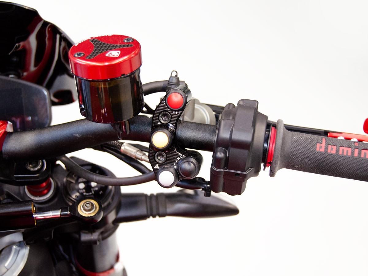 CPPI14 - BRACKET BRAKE PUMP BREMBO RADIAL WITH BUTTONS INTEGRATED