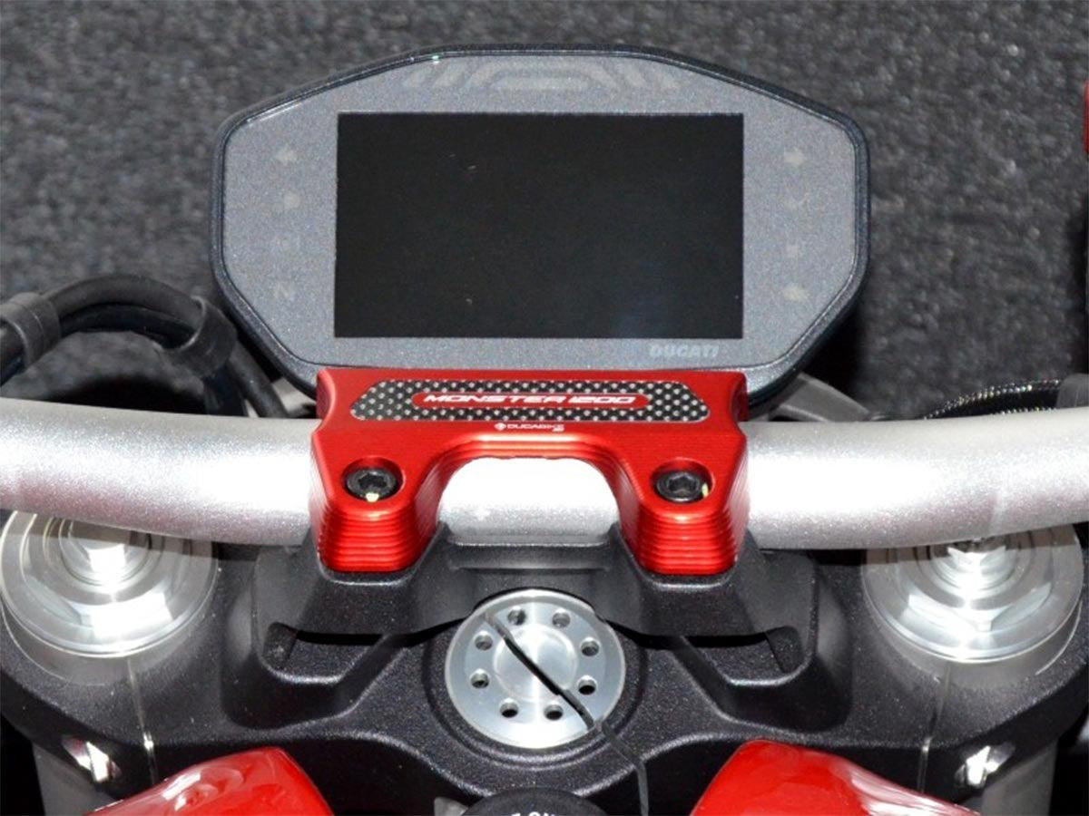 BM04 Handlebar Clamp M1200