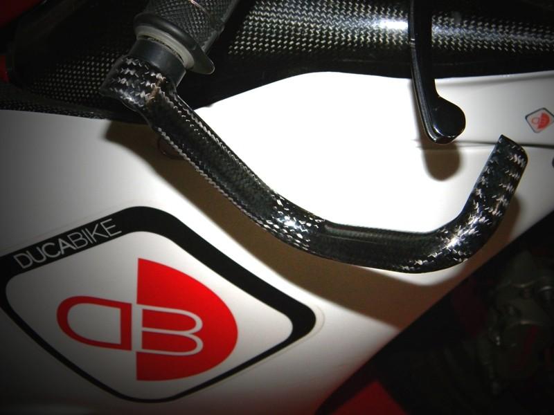 PLF02X - V4 CARBON BRAKE LEVER PROTECTION