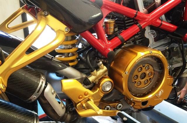 CCDV01 - CLEAR CLUTCH COVER OIL BATH