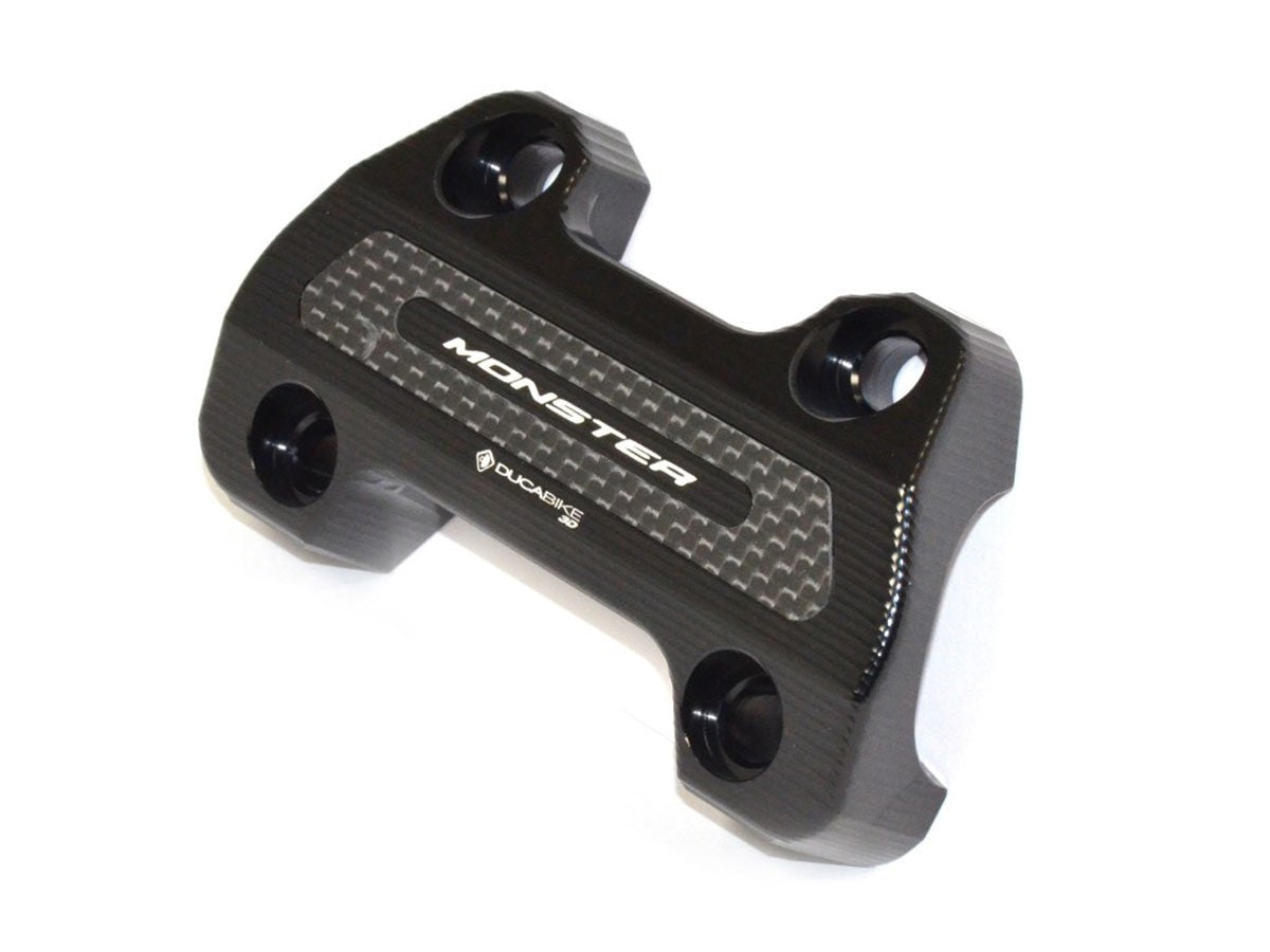 BM06 - HANDLEBAR CLAMP M696