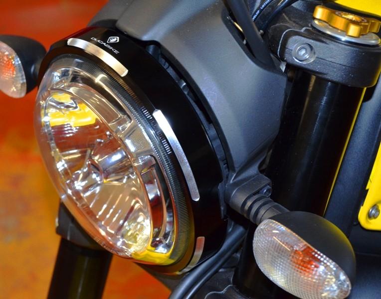 CFSCRA01 - SCRAMBLER BILLET ALUMINIUM HEADLIGHT TRIM