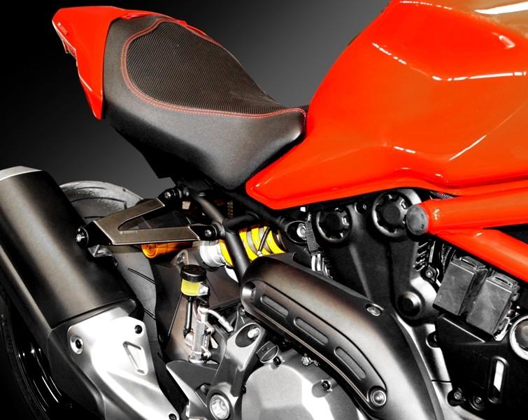 SS01 - EXHAUST SUPPORT M1200R