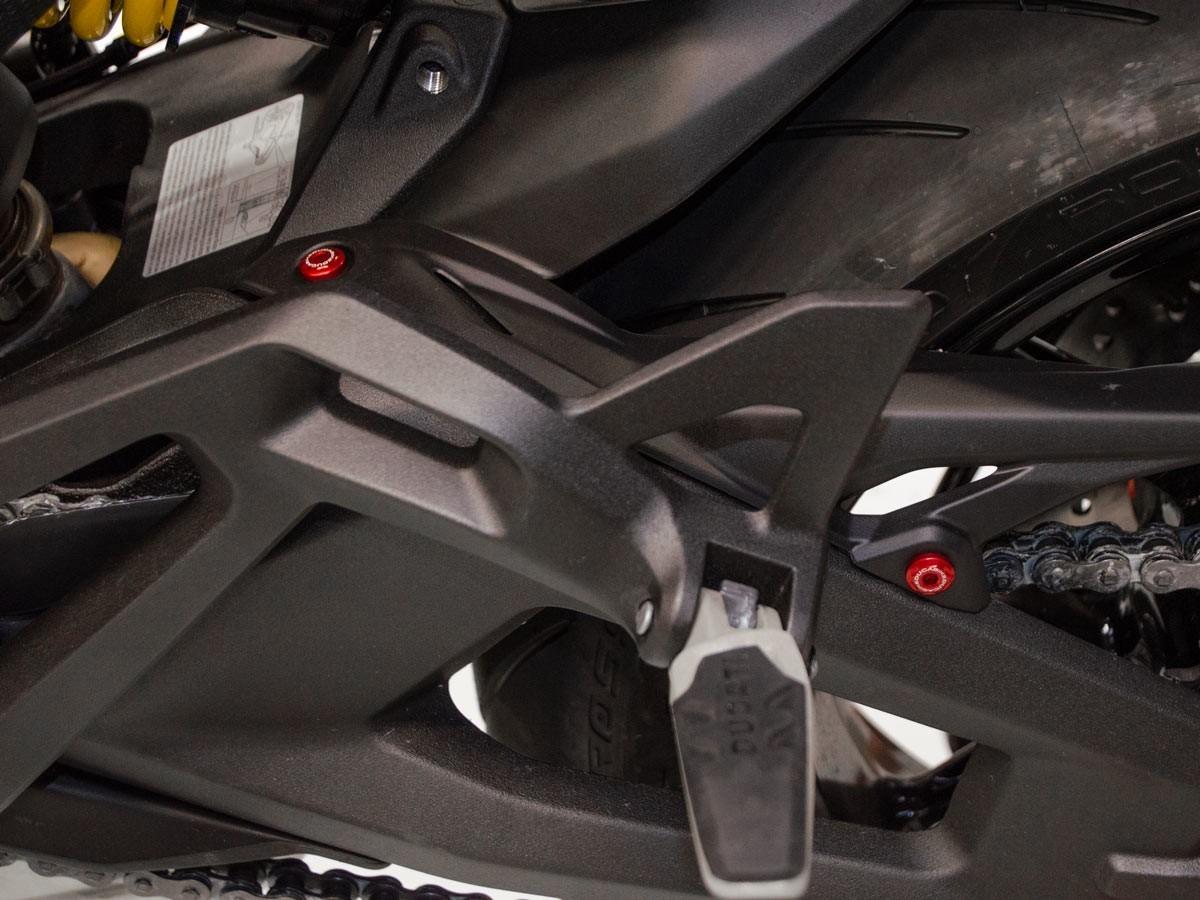 KVT12 - M937 REAR FENDER SCREW KIT