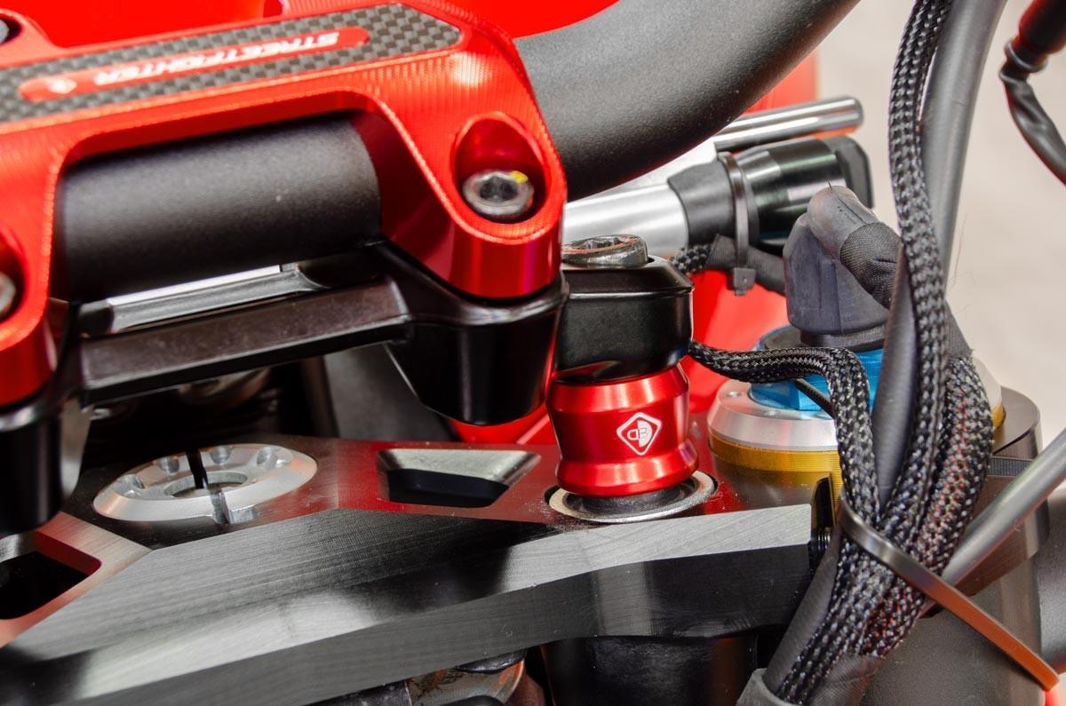 BRM02 - SF V4 HANDLEBAR RISER SPACERS